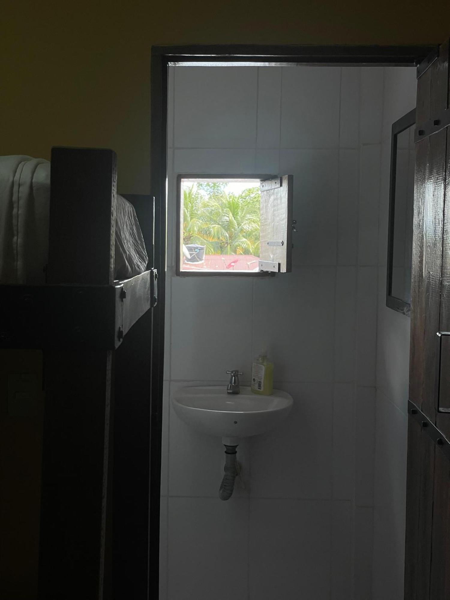 Hotel Gavas Amazonas Летисия Экстерьер фото